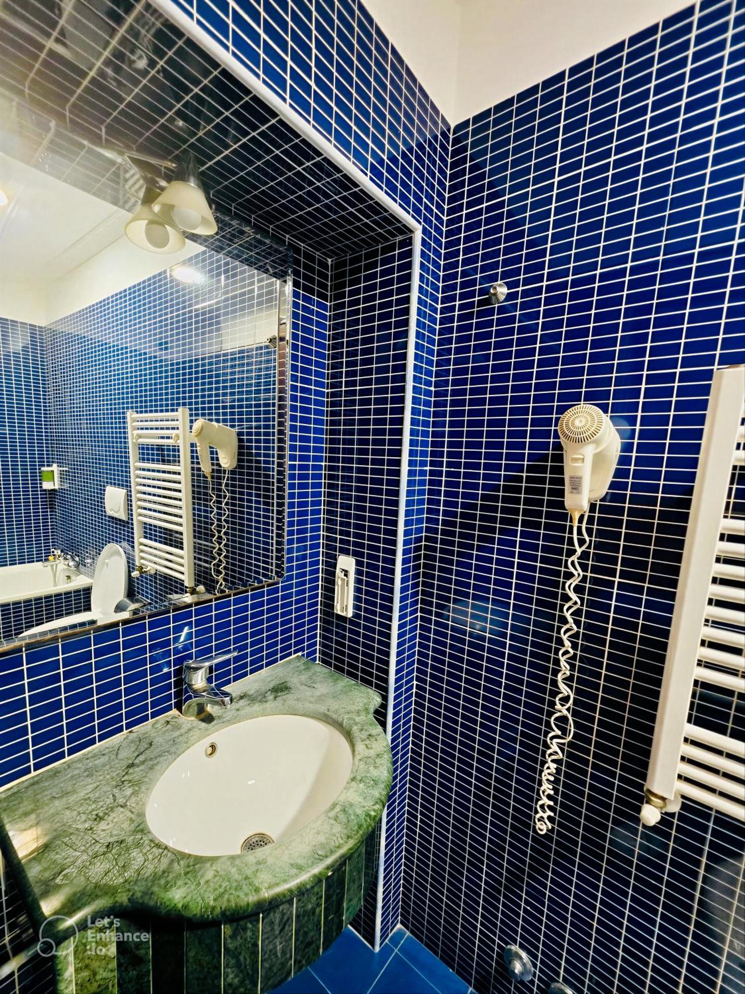 Beauty Rooms — Photos 2